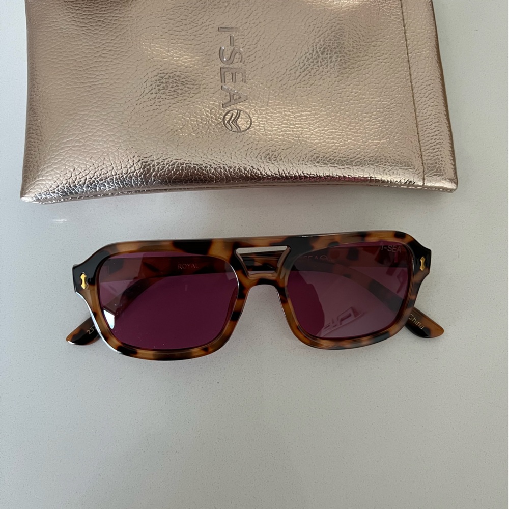 I Sea Sunglasses. Perfect condition.